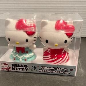 Hello Kitty christmas salt and pepper shakers